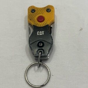CAT COMPANY Mini Multi Tool Flashlight Keychain